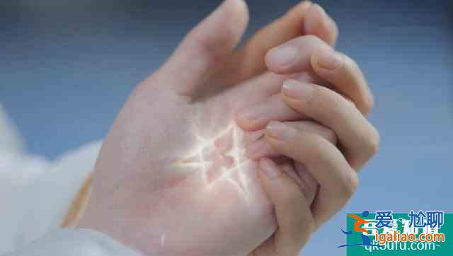 且聽鳳鳴:鳳舞一招化解絕情蠱,君臨淵得知真相,當場樂開花? 且聽鳳鳴:鳳舞一招化解絕情蠱,君臨淵得知真相,當場樂開花?