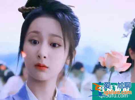 都說《琉璃》是香蜜2.0，“沒有心”女主撩漢技能也復制了楊紫？？