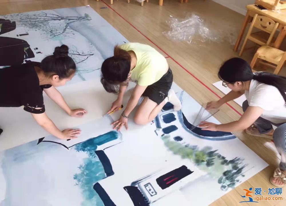 當(dāng)幼師考慮進廠？