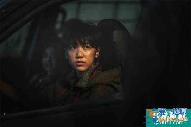 豆瓣5.7分,4年等來狗尾續(xù)貂,《釜山行2》難逃“續(xù)集爛尾”定律? 豆瓣5.7分,4年等來狗尾續(xù)貂,《釜山行2》難逃“續(xù)集爛尾”定律?