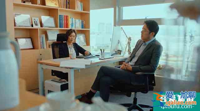 二十不惑:趙昌明軟硬兼施,但石頭反客為主,得知真相她松了口氣? 二十不惑:趙昌明軟硬兼施,但石頭反客為主,得知真相她松了口氣?