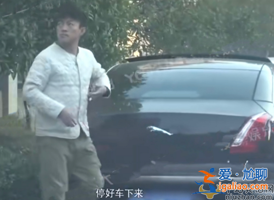張頌文妻子正面照曝光！身材高挑顏值出眾 手捧青菜招待“唐小龍”