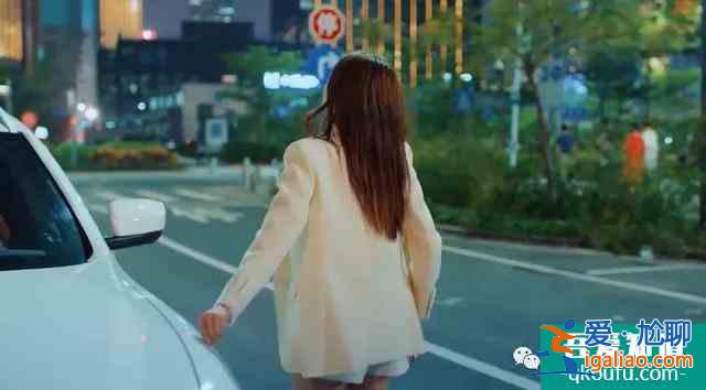 30歲女人被叫老阿姨[二十不惑]臺(tái)詞惹到江疏影關(guān)曉彤道歉喊姐姐？