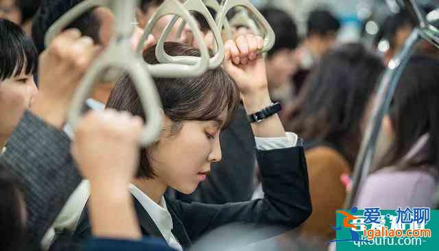 你沒看懂《三十而已》：顧佳的完美，是一場騙局？