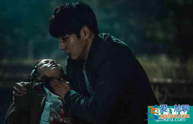 韓劇對(duì)平行時(shí)空上癮了，“小孫藝珍”主演新劇，女主2集就領(lǐng)便當(dāng)？