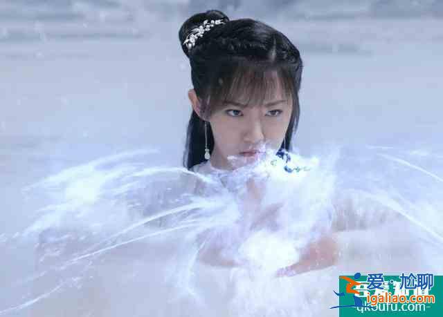 天舞紀：李玄恢復(fù)記憶后雨中下跪，和紫尊徹底決裂，蘇猶憐心疼么？