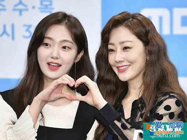 韓國又新播出一部高評分懸疑推理神劇,誰才是讓畫家領盒飯的人!? 韓國又新播出一部高評分懸疑推理神劇,誰才是讓畫家領盒飯的人!?