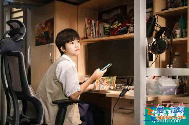 《二十不惑》集數過半，關曉彤CP還未出場，對比姜小果女主不合格？