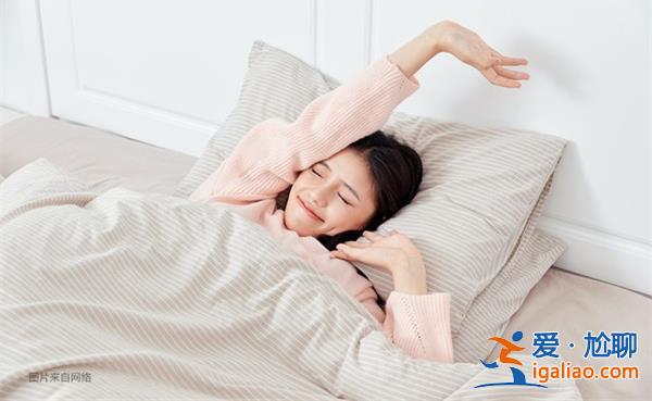 這些食物是天然的安眠藥，每天泡水喝將有助于睡眠[助于睡眠]？