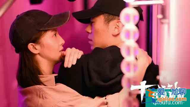 六月黑馬《十日游戲》：看會演戲的人互相飆演技，實在過癮？