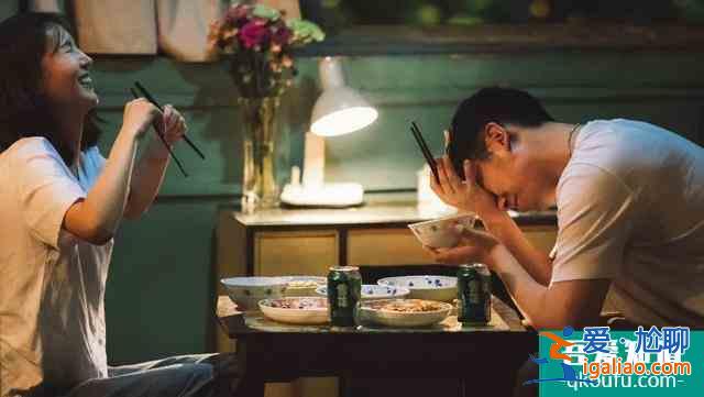 六月黑馬《十日游戲》：看會演戲的人互相飆演技，實在過癮？