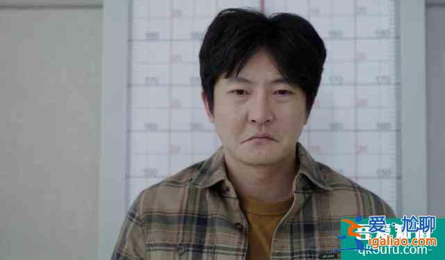40歲余歡水的“窩囊人生”，嚇壞了20歲年輕人？