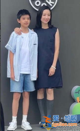 潘粵明公開感謝董潔! 自曝與兒子關系好 網友表示世紀和解