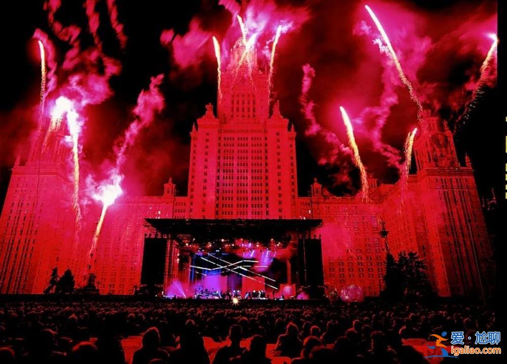 刷屏的鞏俐丈夫 其實是法國“國寶”？