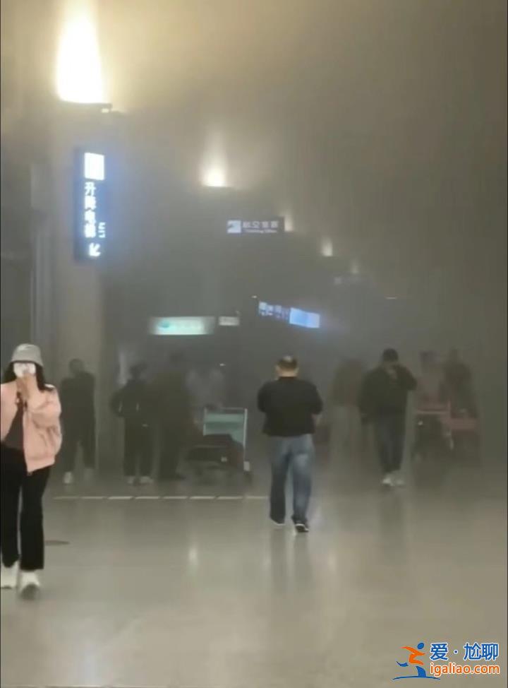 煙霧及時(shí)得到控制 沒(méi)有人員受困？