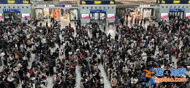 多地熱門景區寸步難行，假期旅游日常高度提升[高度提升]？