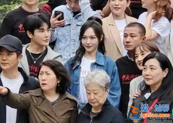 文章出軌成性是真的嗎?亂約女大學(xué)生拍私密照 女友索要天價(jià)彩禮逼婚