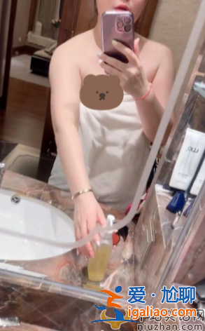 王小寶的老婆吳瓊惹爭議!穿浴巾素顏出鏡只為賣貨 留言區淪陷