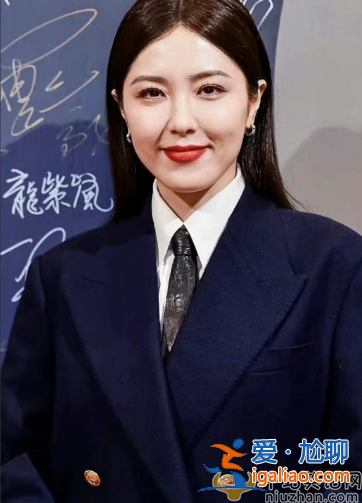 黎自曝堅持吃素18年!生圖曝光卡粉臉部松弛 陷無效養生爭議