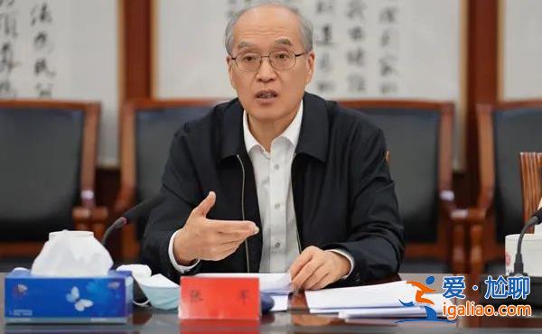 一個月內 張軍、應勇、賀榮先后與他見面 所為何事?? 一個月內 張軍、應勇、賀榮先后與他見面 所為何事??