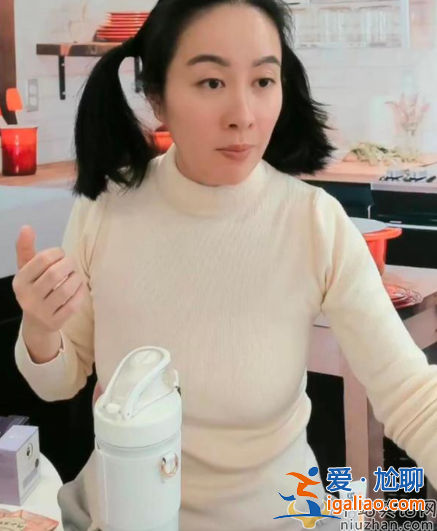 葉璇官宣新戀情，與關智斌靠頭拍親密照稱其寶貝