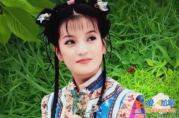 趙薇為啥消失了?周迅談趙薇落淚怎么回事?關系好嗎?