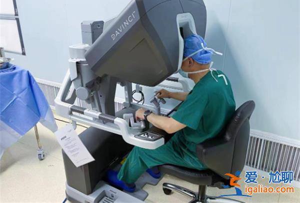 老人完成單孔達芬奇機器人胰腺手術，全球首個臨床病例[孔達芬]？
