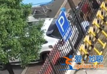 長沙一幼兒園門口車禍致被撞母女身亡 事故雙方均系送幼兒上學家長? 長沙一幼兒園門口車禍致被撞母女身亡 事故雙方均系送幼兒上學家長?