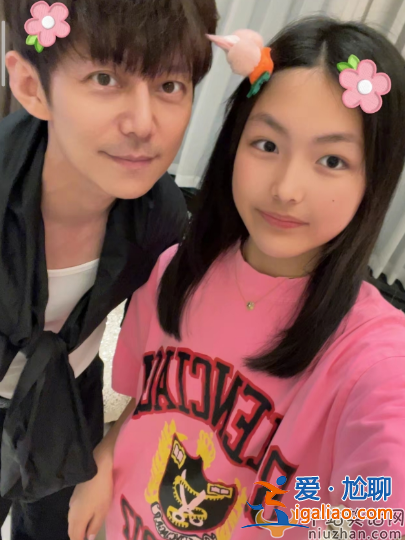 何炅王詩齡合照曝光！13歲王詩齡成靚麗美少女，何炅容顏未老