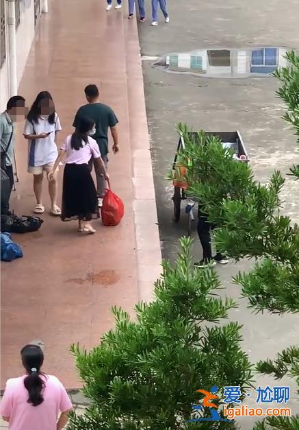 校方出于食品安全考慮 已去實地調查？