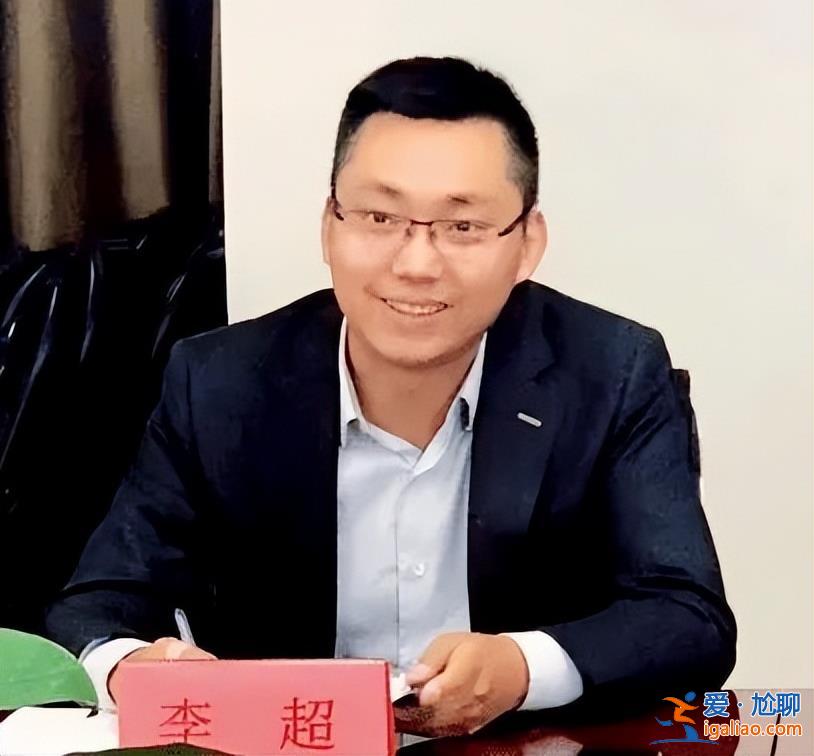 從名校生到廳級干部? 從名校生到廳級干部?