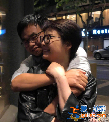 袁立的老公是誰?袁立離婚了嗎?婚戒不在模樣大變