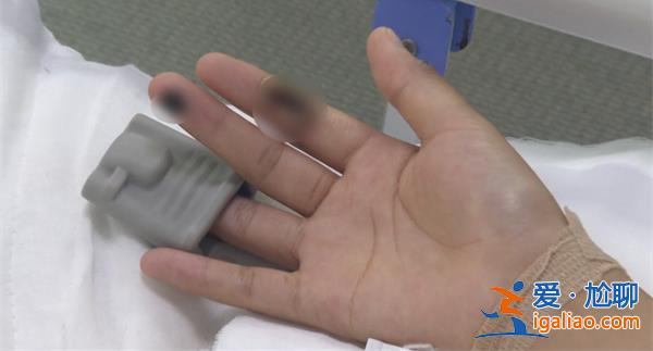 女孩充電被電擊，面臨截肢危險[截肢危險]？