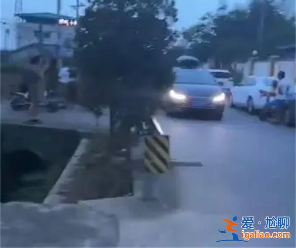 四川一學院附近現分尸案，警方回應，為何會有此案件[有此案件]？