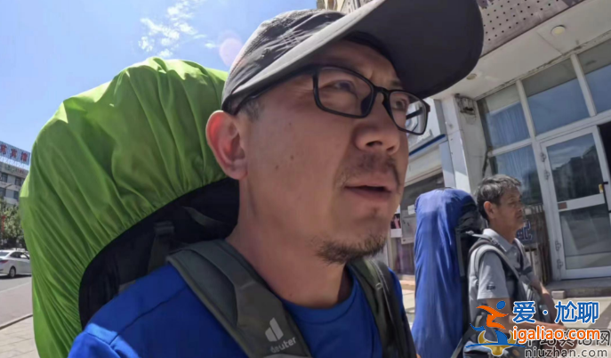 網(wǎng)紅姜野徒步博格達(dá)峰遇難！年僅35歲，最后露面兩鬢斑白