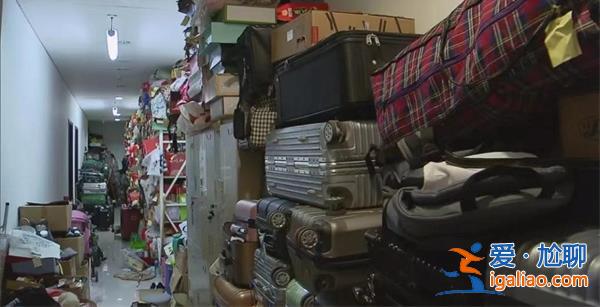 虹橋火車站每天撿1袋子藍牙耳機，真的每天撿1袋子嗎[每天撿]？