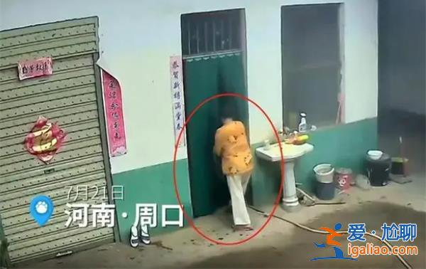 老人進(jìn)廚房沒(méi)多久煤氣發(fā)生爆炸，煤氣為何會(huì)出現(xiàn)爆炸[煤氣]？