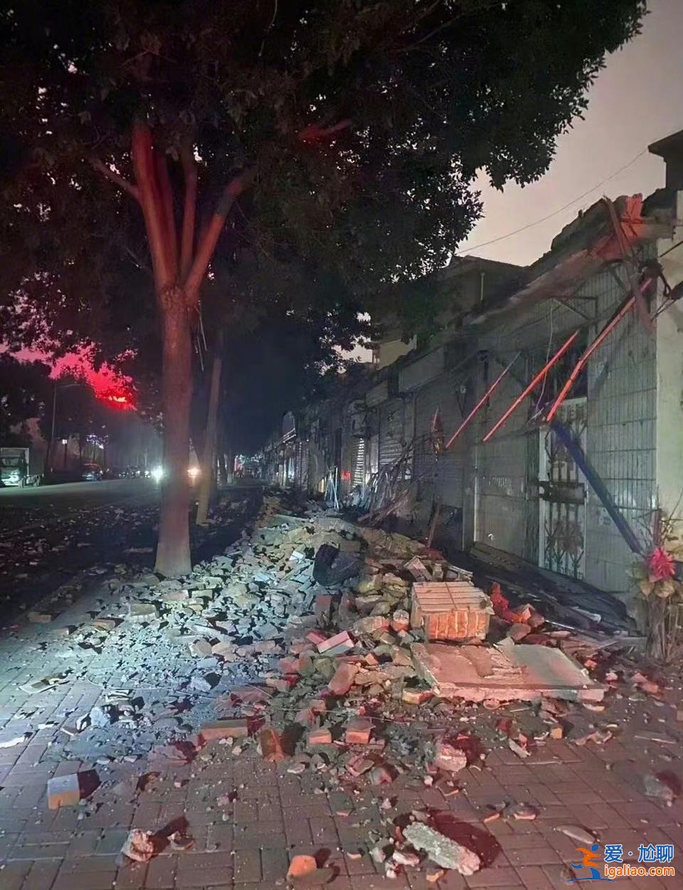山東德州地震已致126處房屋倒塌20人輕微傷 多趟高鐵動車停運？