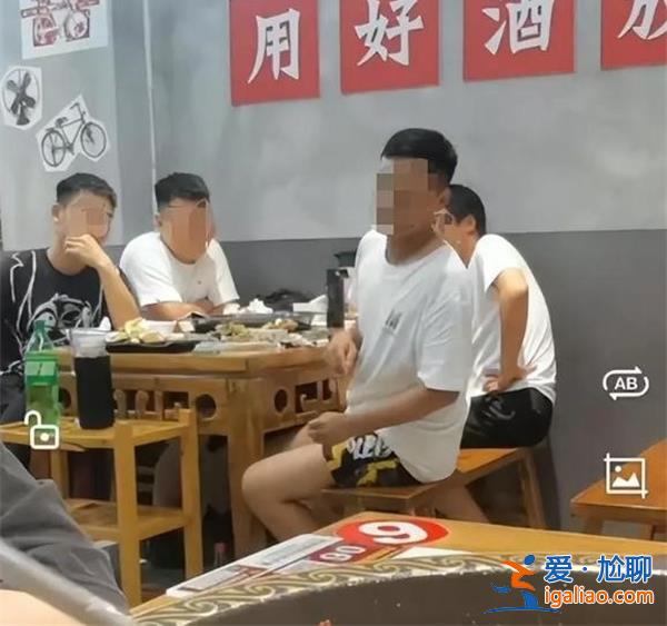 女子就餐被鄰桌男盯著看，怒潑酸梅汁，被騷擾應(yīng)該怎么辦[怒潑酸梅汁事件]？