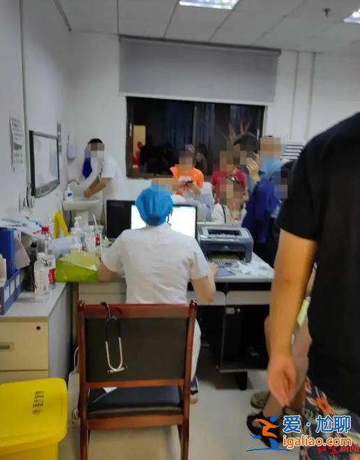 入住近2000元一晚的酒店 12歲女孩遭電梯門電擊 醫生診斷其心肌受損？