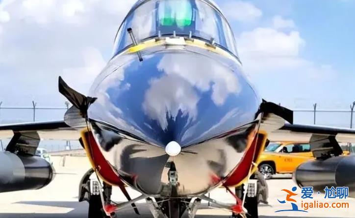 中阿空軍在新疆首次聯訓后 殲-10C自主編隊飛赴阿聯酋？