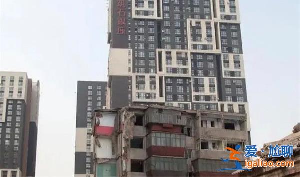 廣州違建爛尾樓出租13年為什么住滿了人，生活所迫[爛尾樓]？