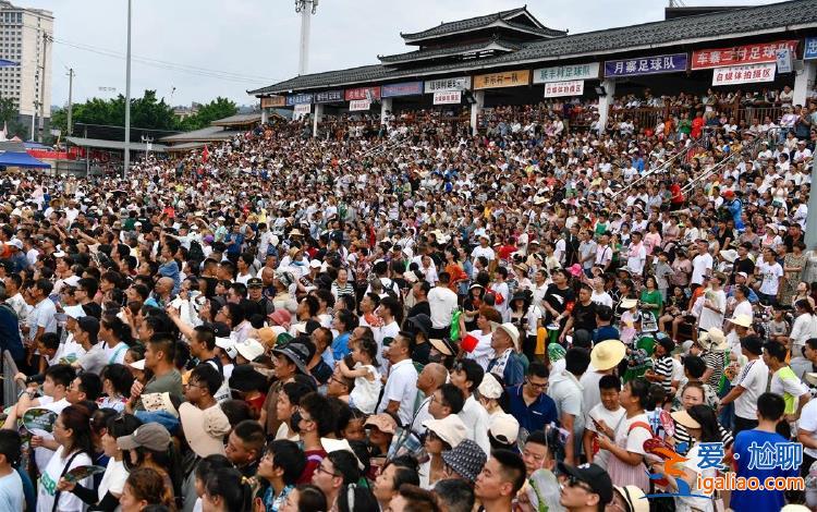 明年或提前開打預(yù)選賽 新修豪華“村超酒店”迎接客流? 明年或提前開打預(yù)選賽 新修豪華“村超酒店”迎接客流?