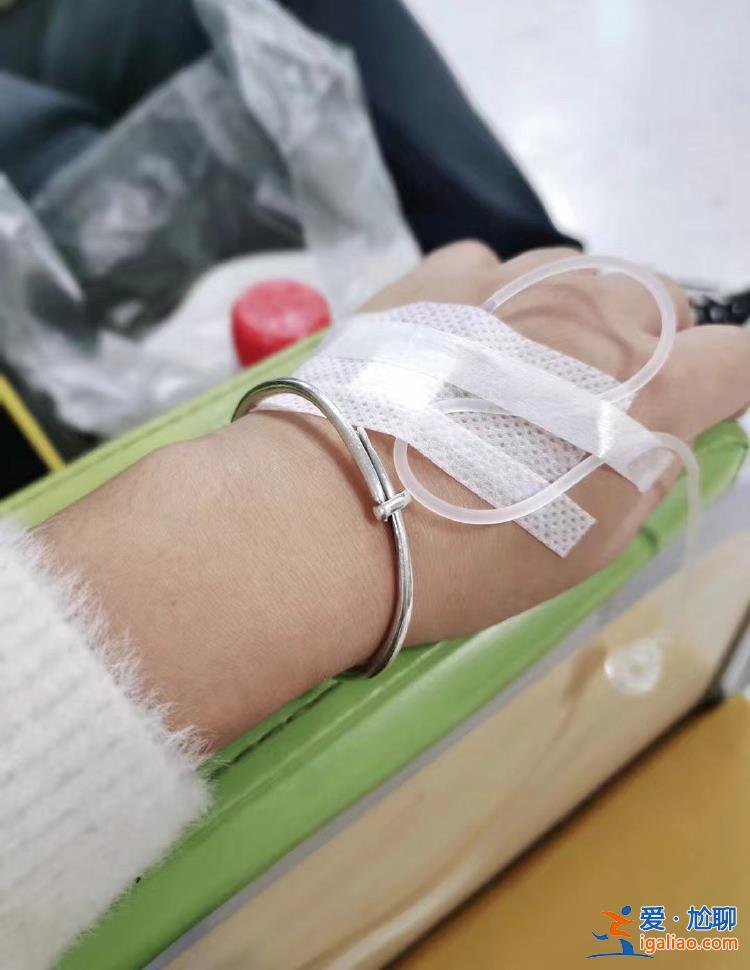 全家輪流“中招” 3歲孩子還是甲乙流混合感染？