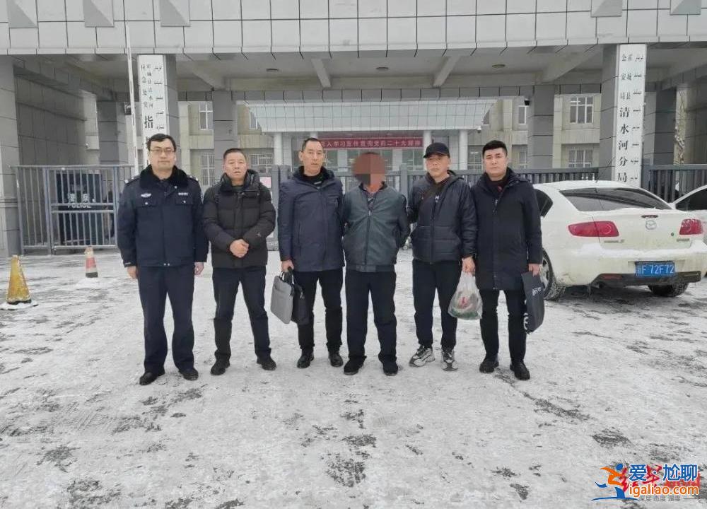 犯報(bào)復(fù)縱火罪服刑期間脫逃 已“漂白”身份結(jié)婚生子？