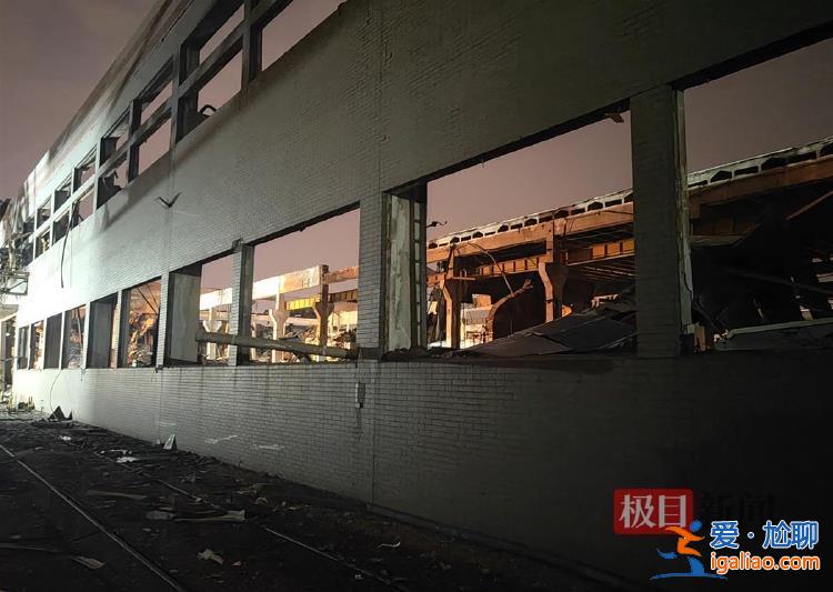 一廠房頂棚坍塌近半 另有車間設備仍在運轉？