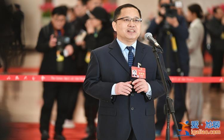 熱議中國制造、文物保護(hù)等話題? 熱議中國制造、文物保護(hù)等話題?