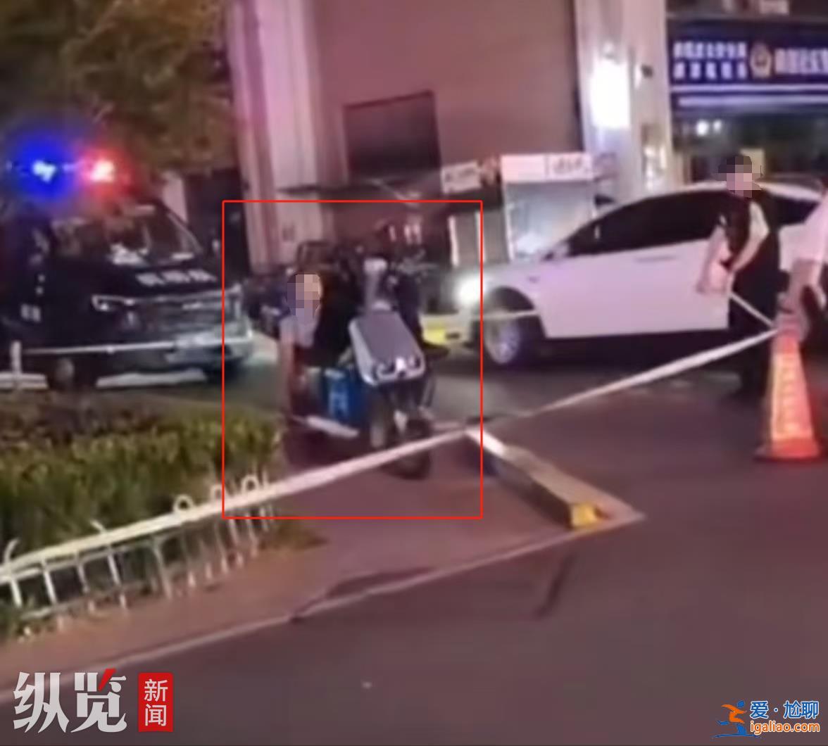 他每天能掙五六百 只睡三四個小時？