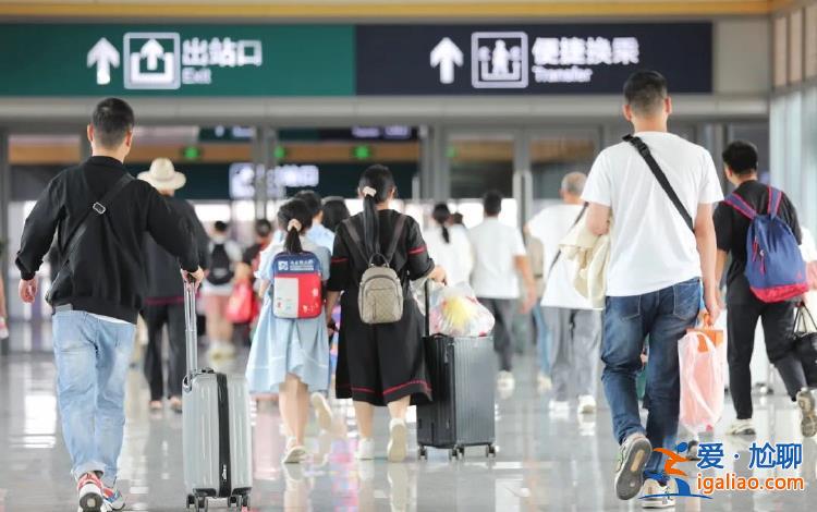 鐵路12306今起發售國慶黃金周運輸期間車票？