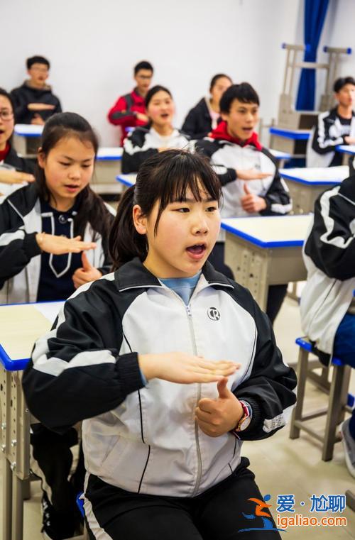 崇仁二中升學(崇仁一中普通班有沒有崇仁二中尖子班好)？